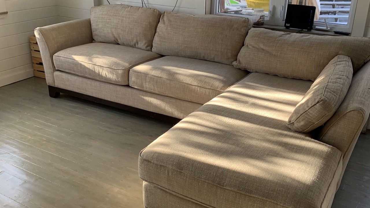 Photo of Livingroom in Haliburton