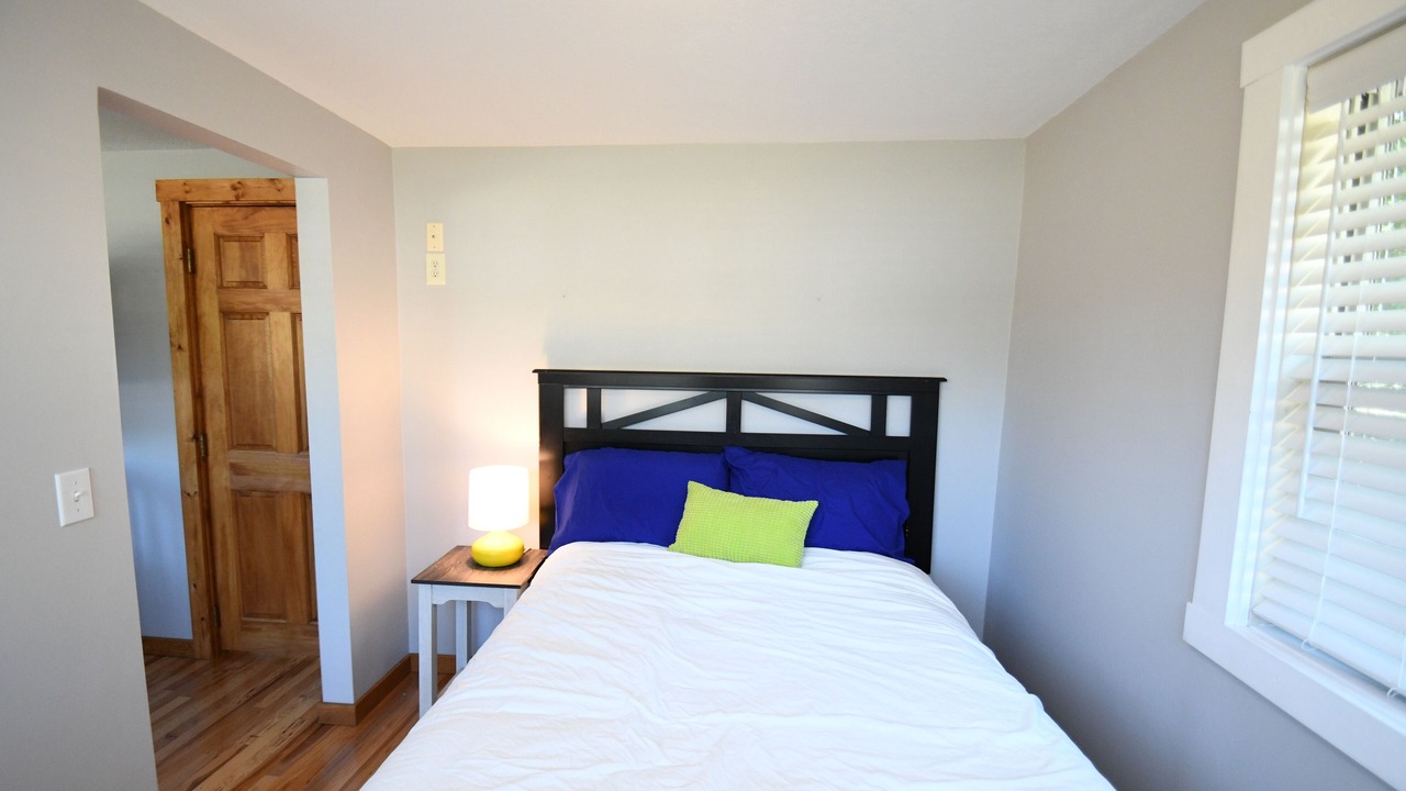 Photo of Bedroom in Backus