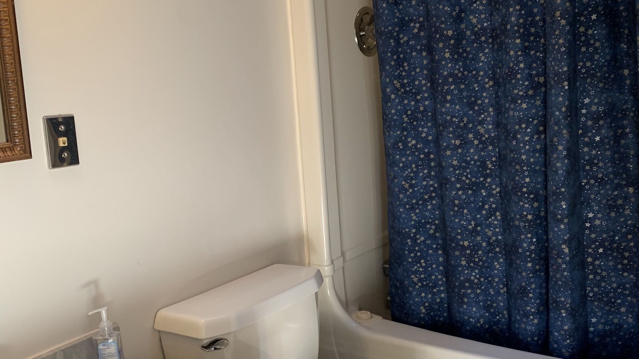 Photo of Bathroom in Highlands East
