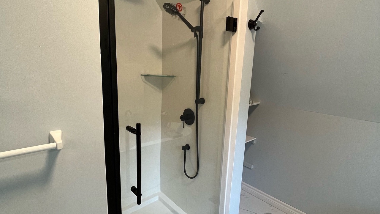 Photo of Bathroom in Kettle Point 44