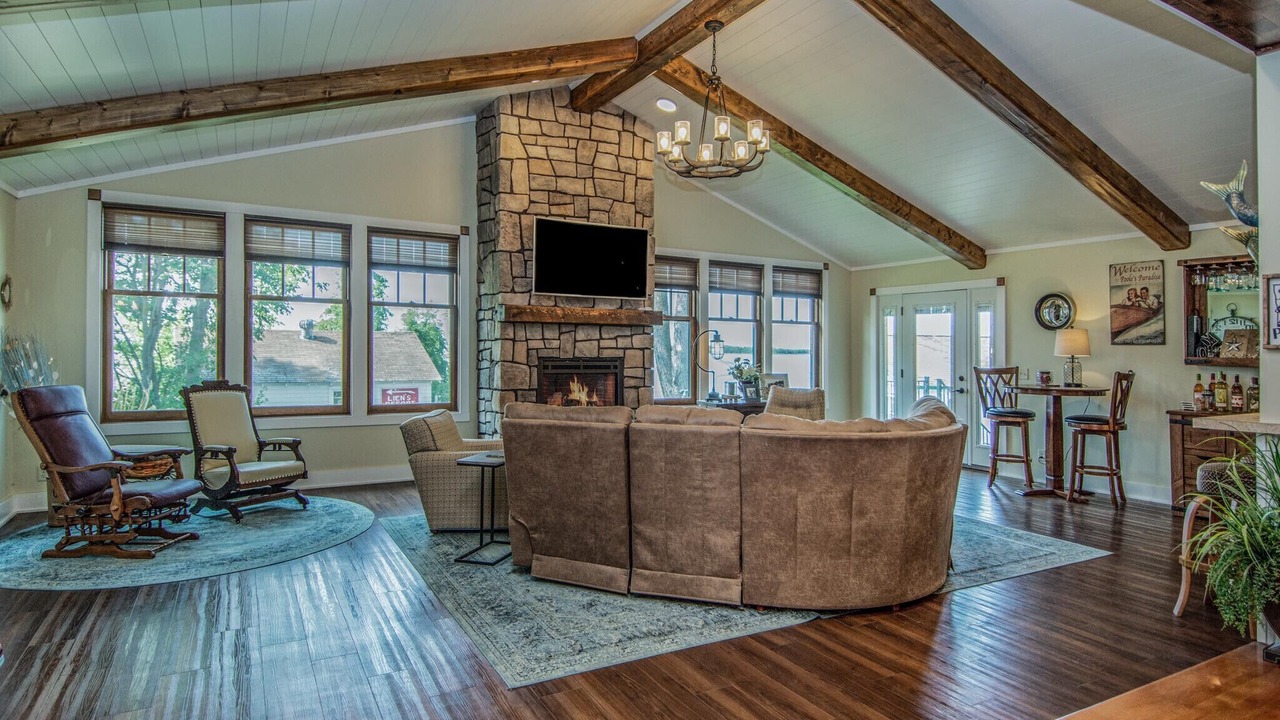 Photo of Livingroom in Longville