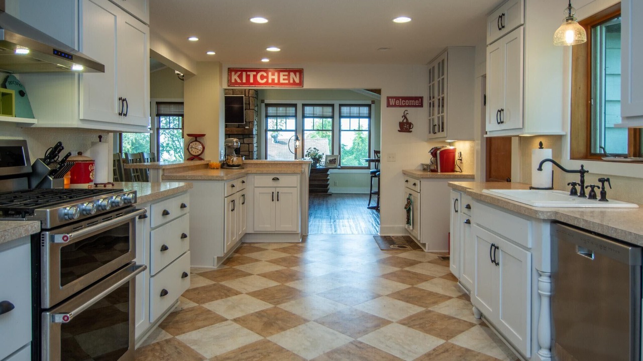 Photo of Kitchen in Longville