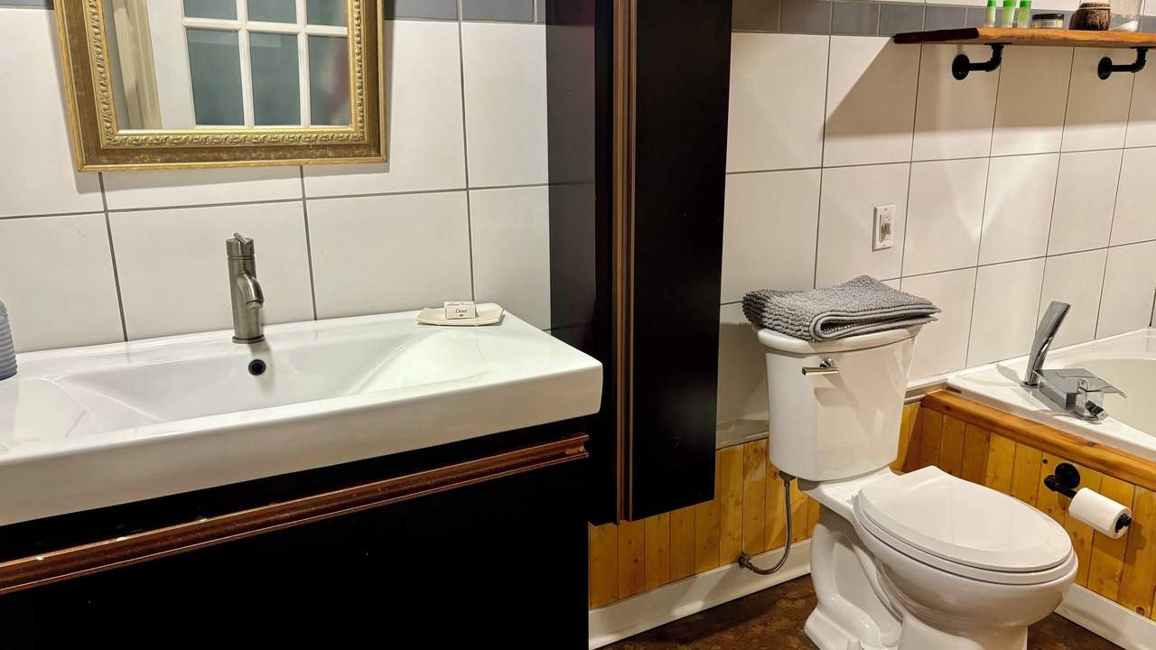 Photo of Bathroom in North Grenville