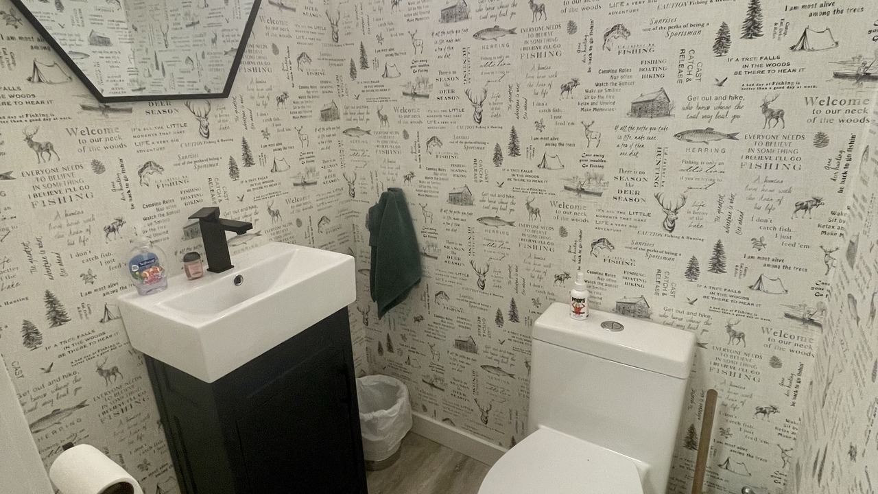 Photo of Bathroom in Gravenhurst