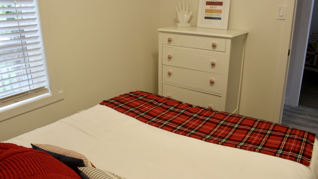Photo of Bedroom in Gravenhurst