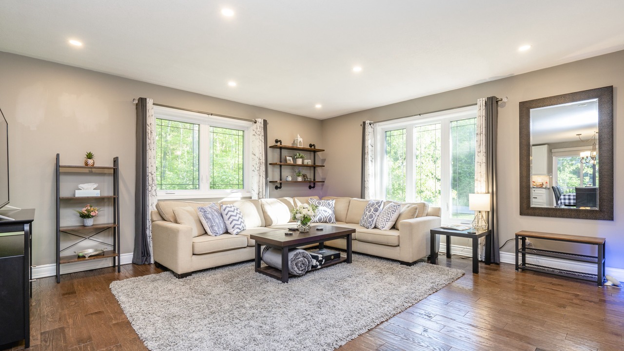 Photo of Livingroom in Tiny