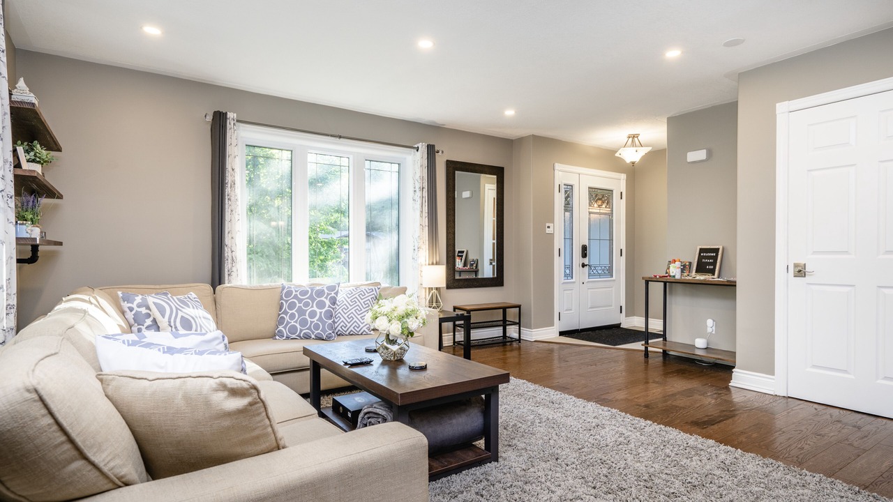Photo of Livingroom in Tiny