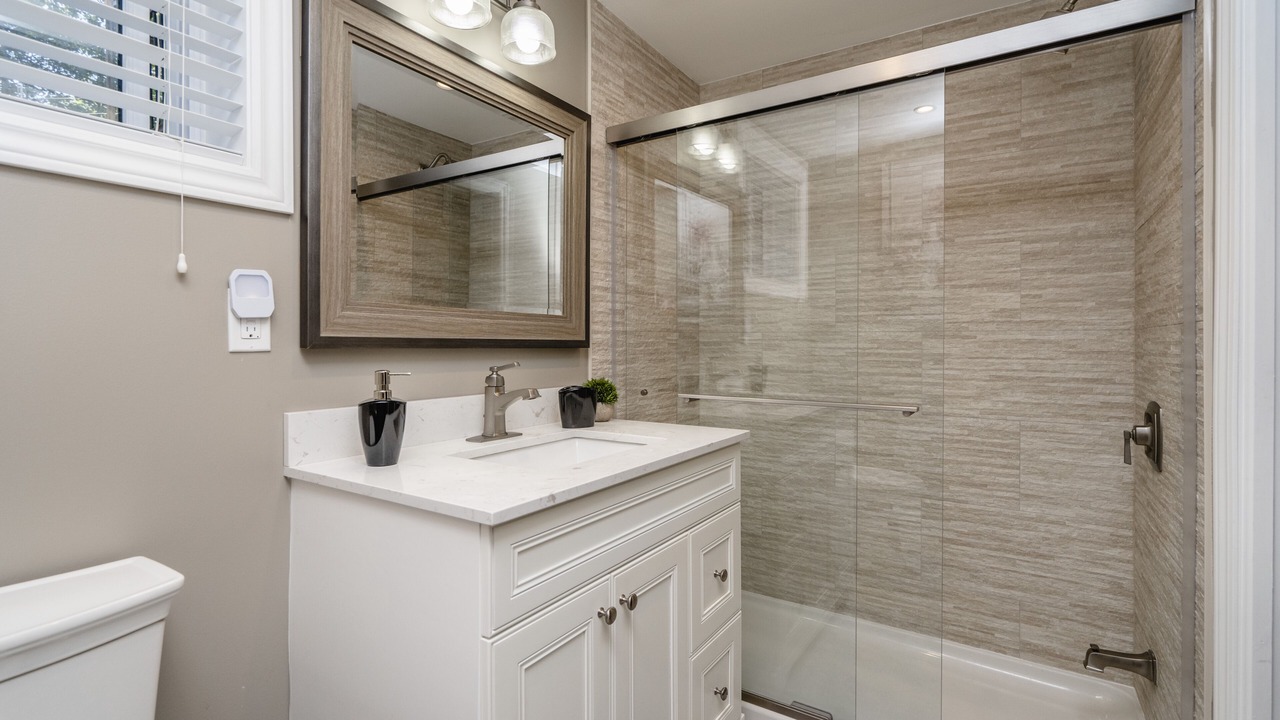 Photo of Bathroom in Tiny