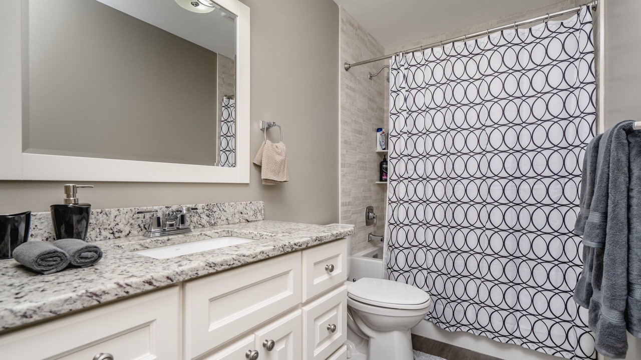 Photo of Bathroom in Tiny