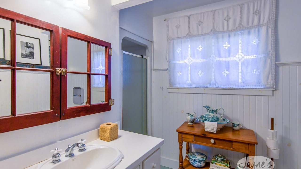 Photo of Bathroom in Georgian Bay
