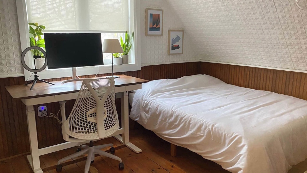 Photo of Bedroom in The Beaches