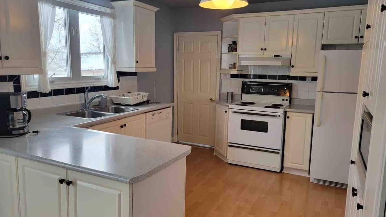 Photo of Kitchen in Caledon