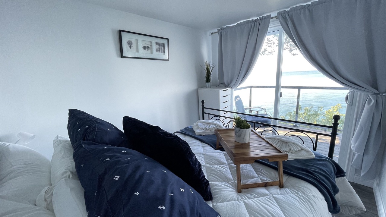 Photo of Bedroom in Beamsville