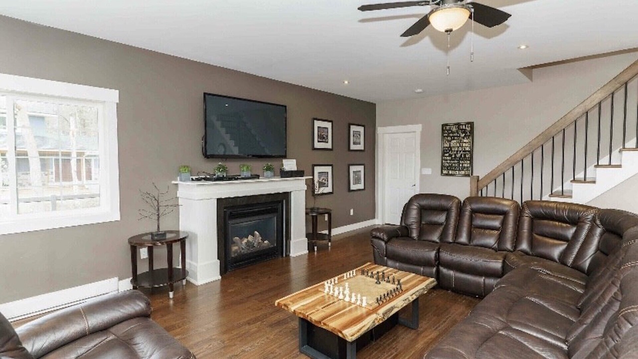 Photo of Livingroom in Huntsville