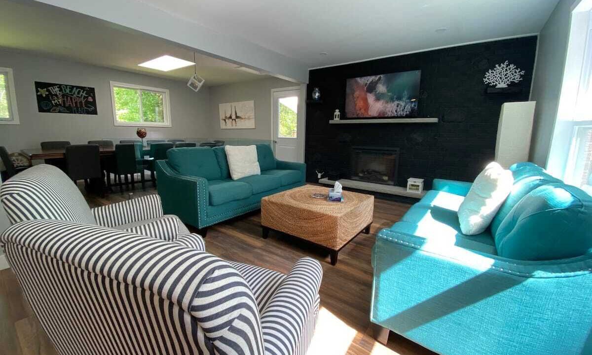 Photo of Livingroom in Tiny