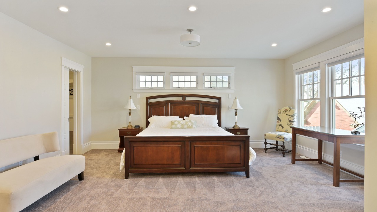 Photo of Bedroom in East Isles
