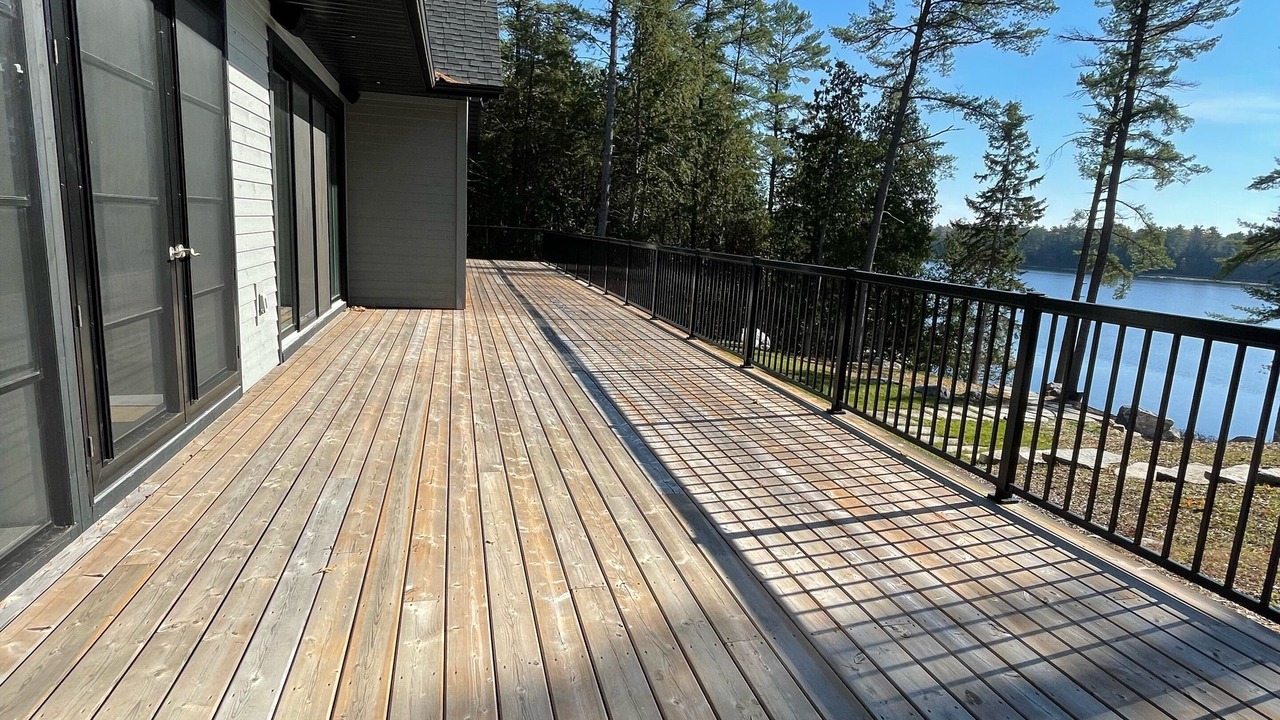 Photo of Patio Balcony in Trent Lakes