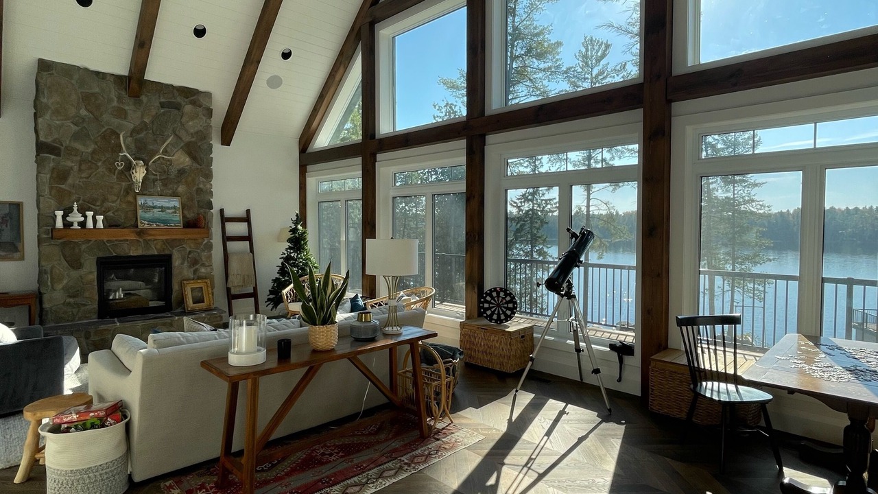 Photo of Livingroom in Trent Lakes