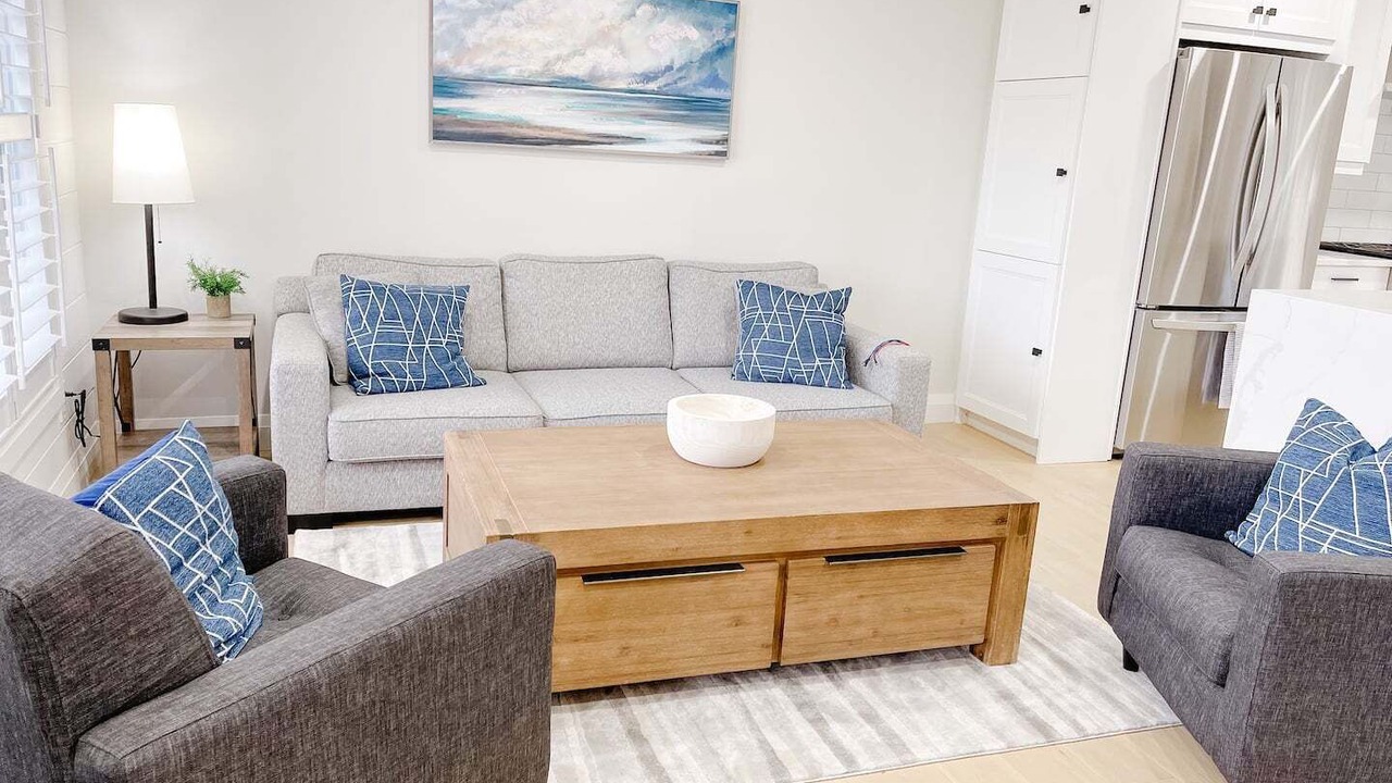 Photo of Livingroom in Long Point