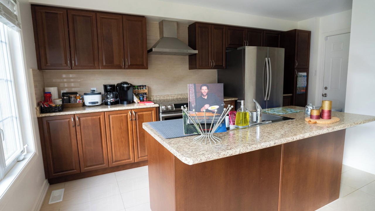 Photo of Kitchen in Thorold