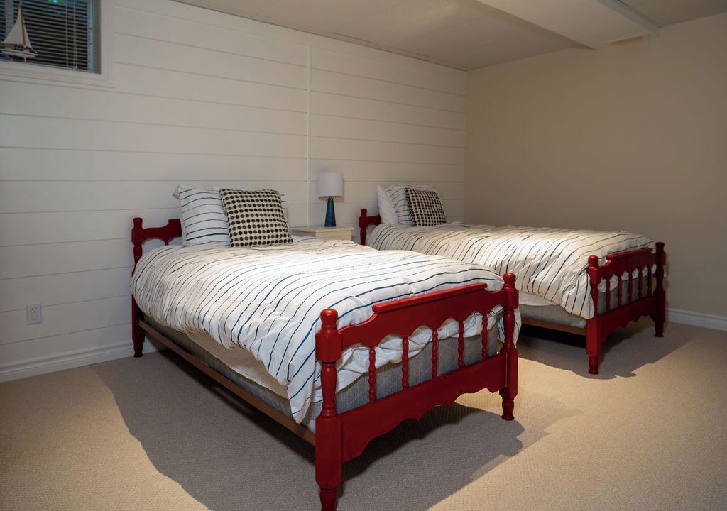 Photo of Bedroom in Grand Bend