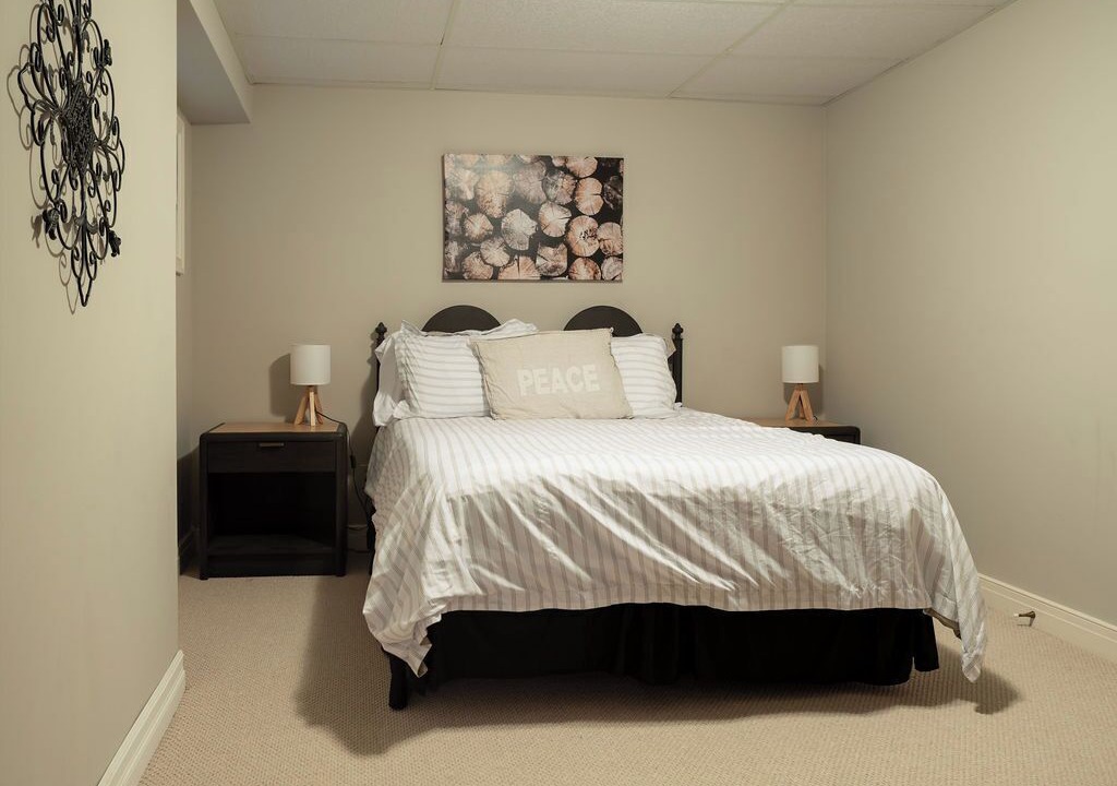 Photo of Bedroom in Grand Bend