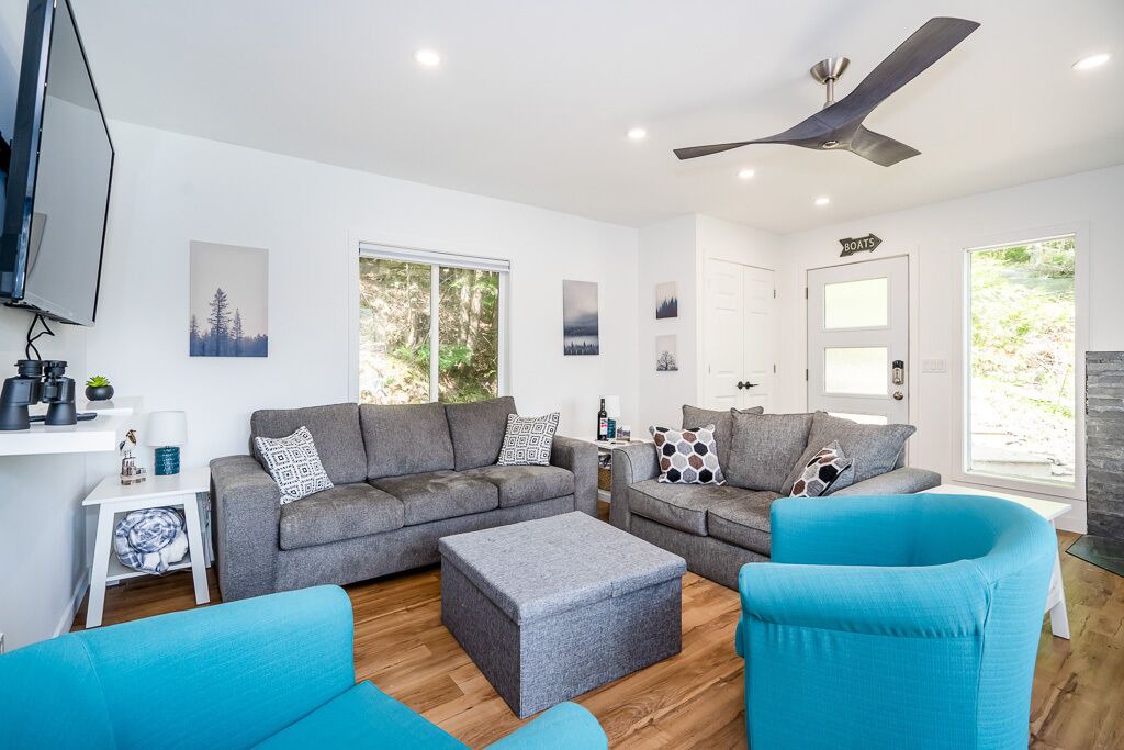 Photo of Livingroom in Georgian Bay
