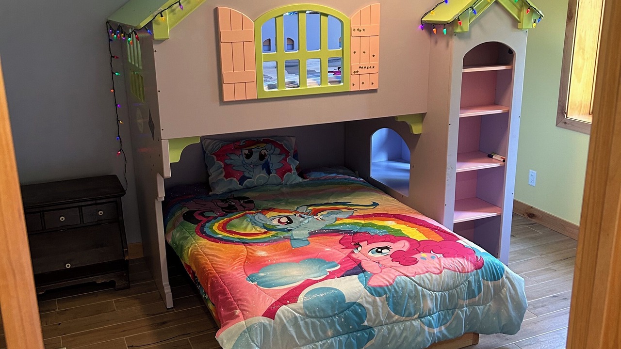 Photo of Bedroom in Itasca County