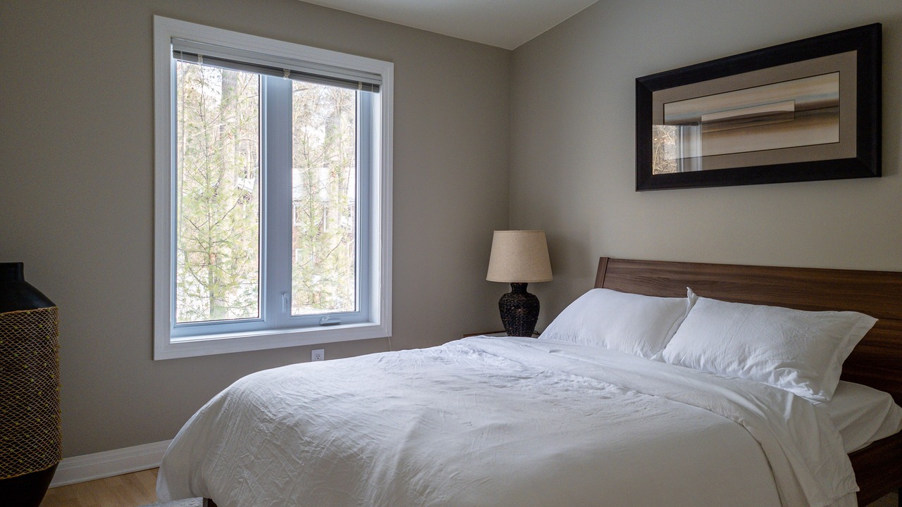 Photo of Bedroom in Grand Bend