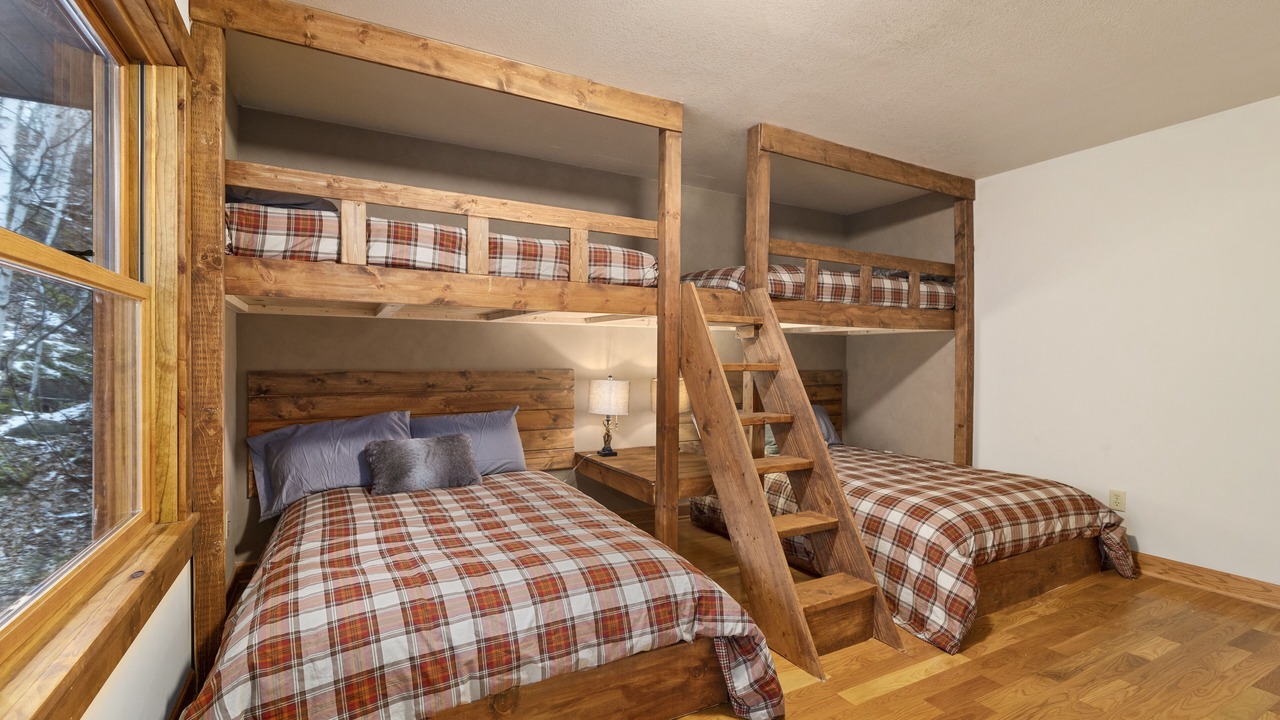 Photo of Bedroom in Cuyuna