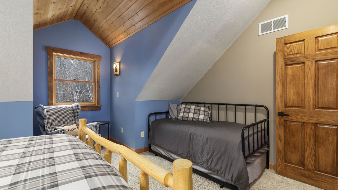 Photo of Bedroom in Cuyuna