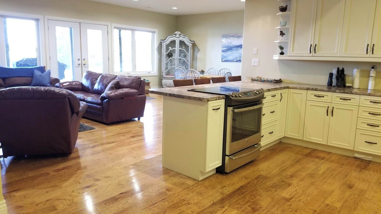 Photo of Livingroom in Twin Bay