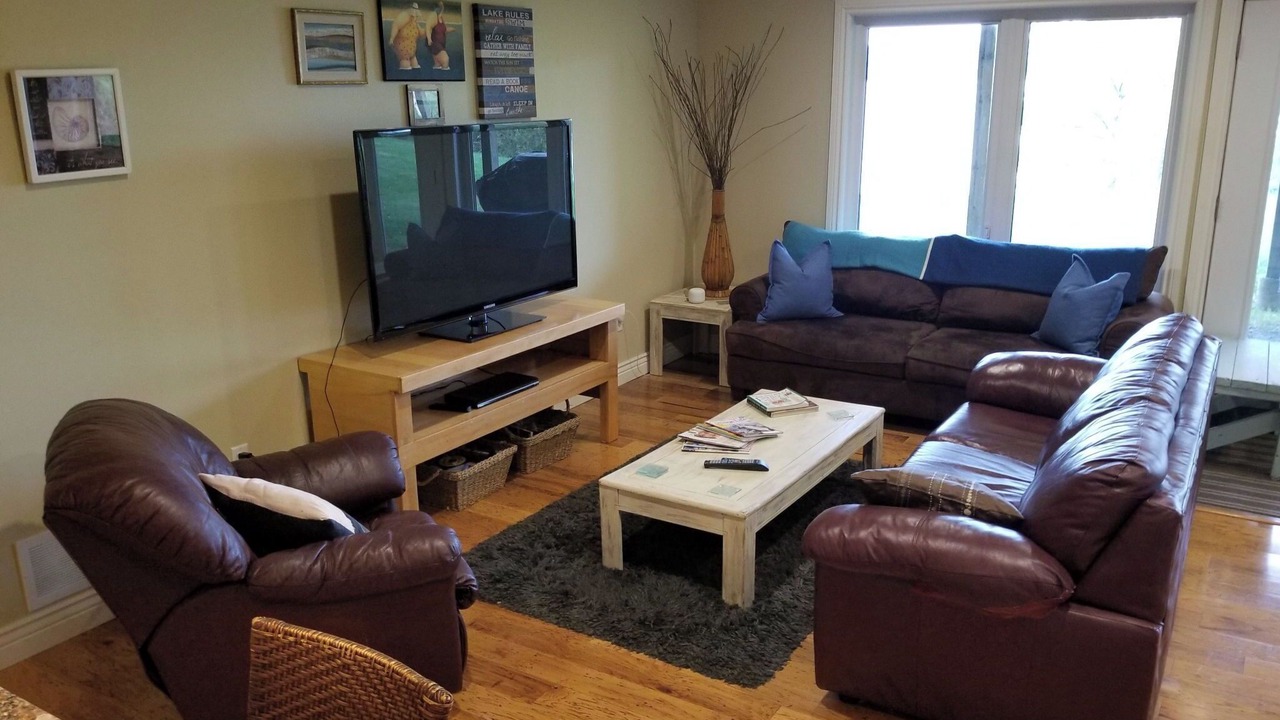 Photo of Livingroom in Twin Bay
