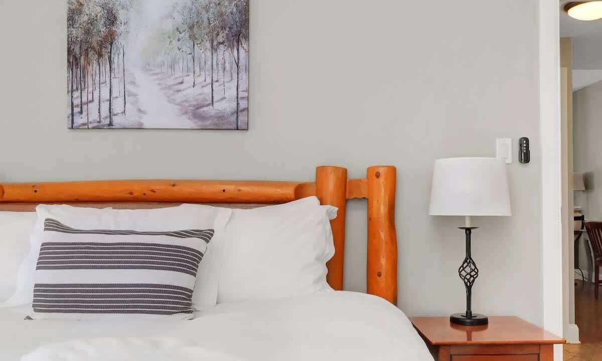 Photo of Bedroom in Calabogie