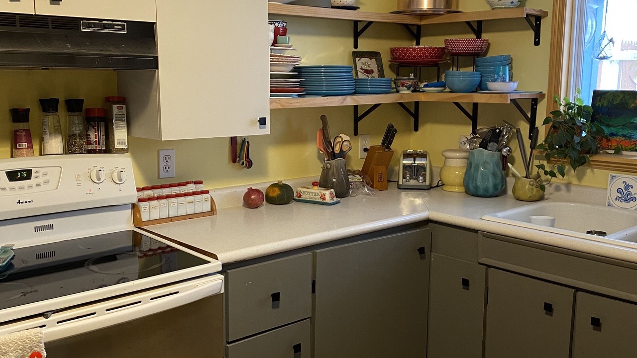 Photo of Kitchen in East Hillside
