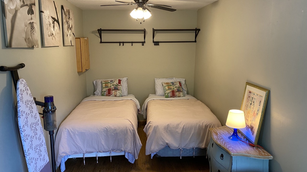 Photo of Bedroom in Louth