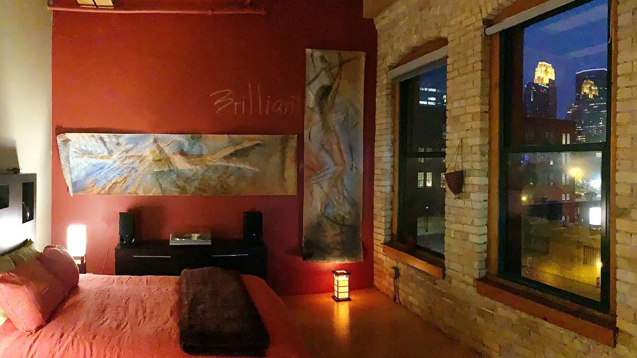 Photo of Bedroom in Warehouse District