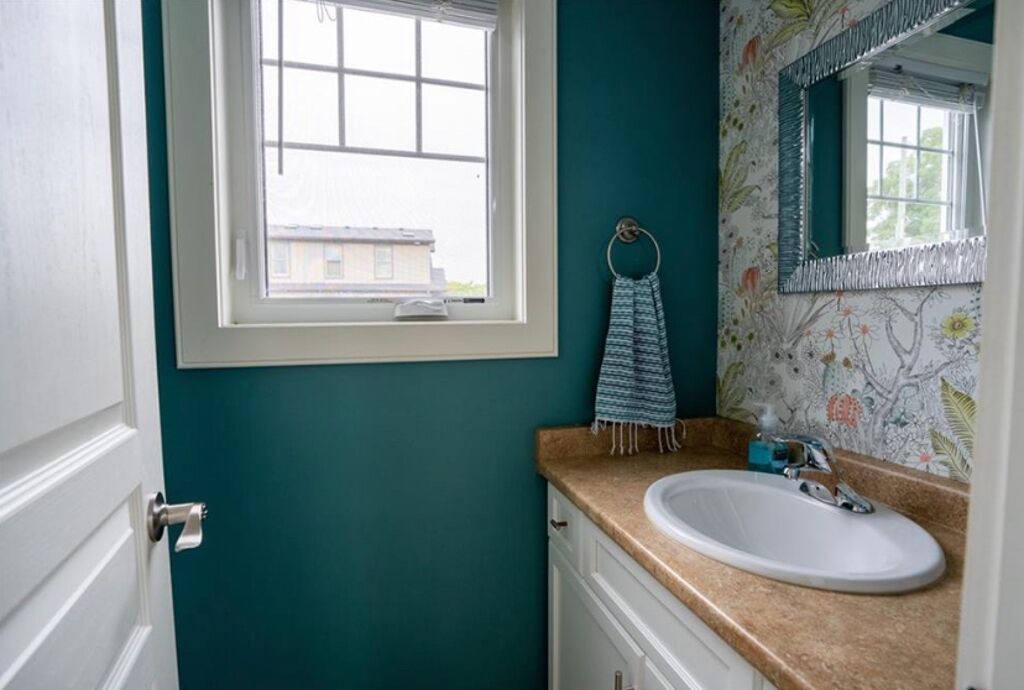 Photo of Bathroom in Grand Bend