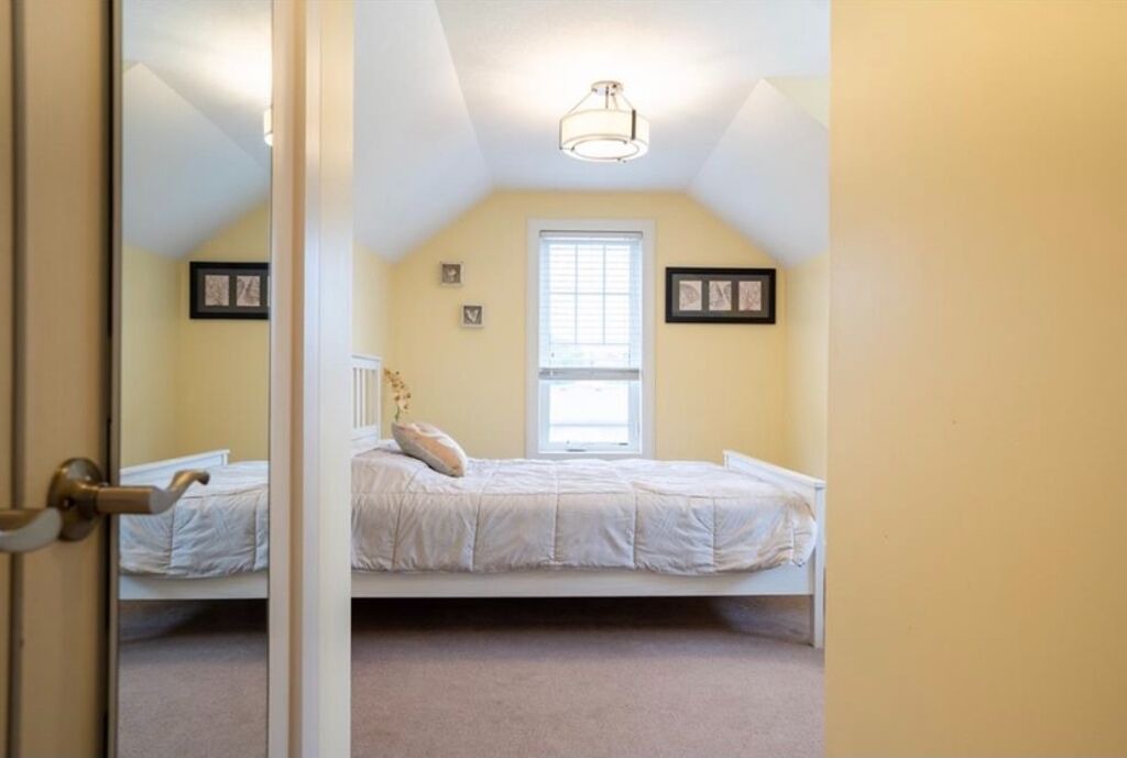 Photo of Bedroom in Grand Bend