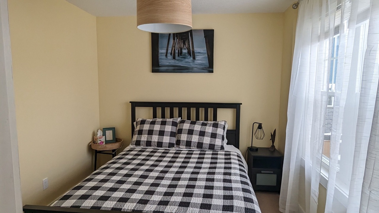Photo of Bedroom in Grand Bend