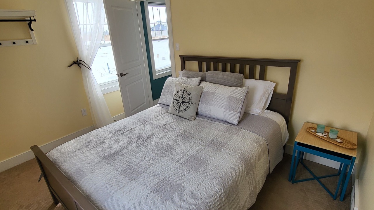 Photo of Bedroom in Grand Bend