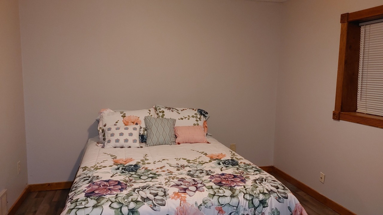 Photo of Bedroom in Pine City