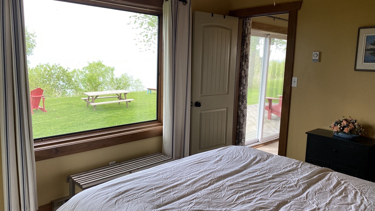 Photo of Bedroom in Louth