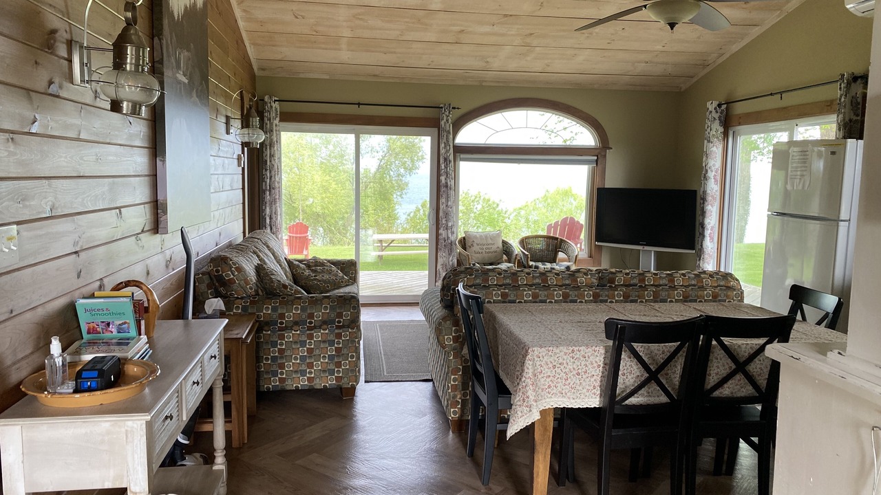 Photo of Livingroom in Louth