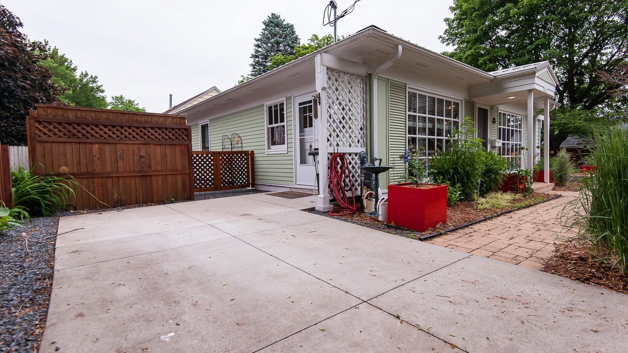Photo of Outdoor in Rochester