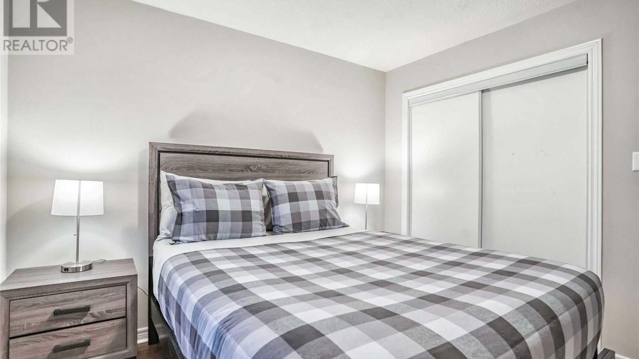 Photo of Bedroom in Central Erin Mills
