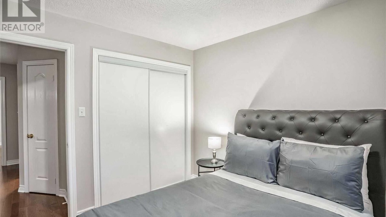 Photo of Bedroom in Central Erin Mills