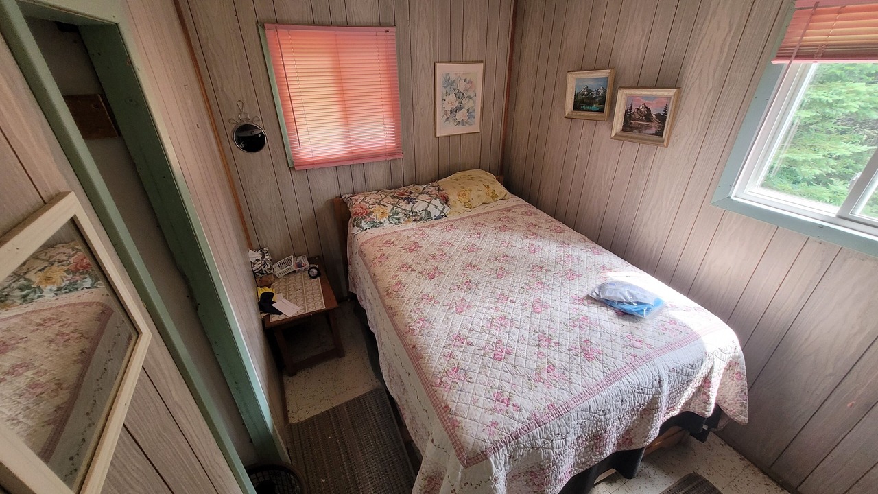 Photo of Bedroom in Unorganized Centre Parry Sound