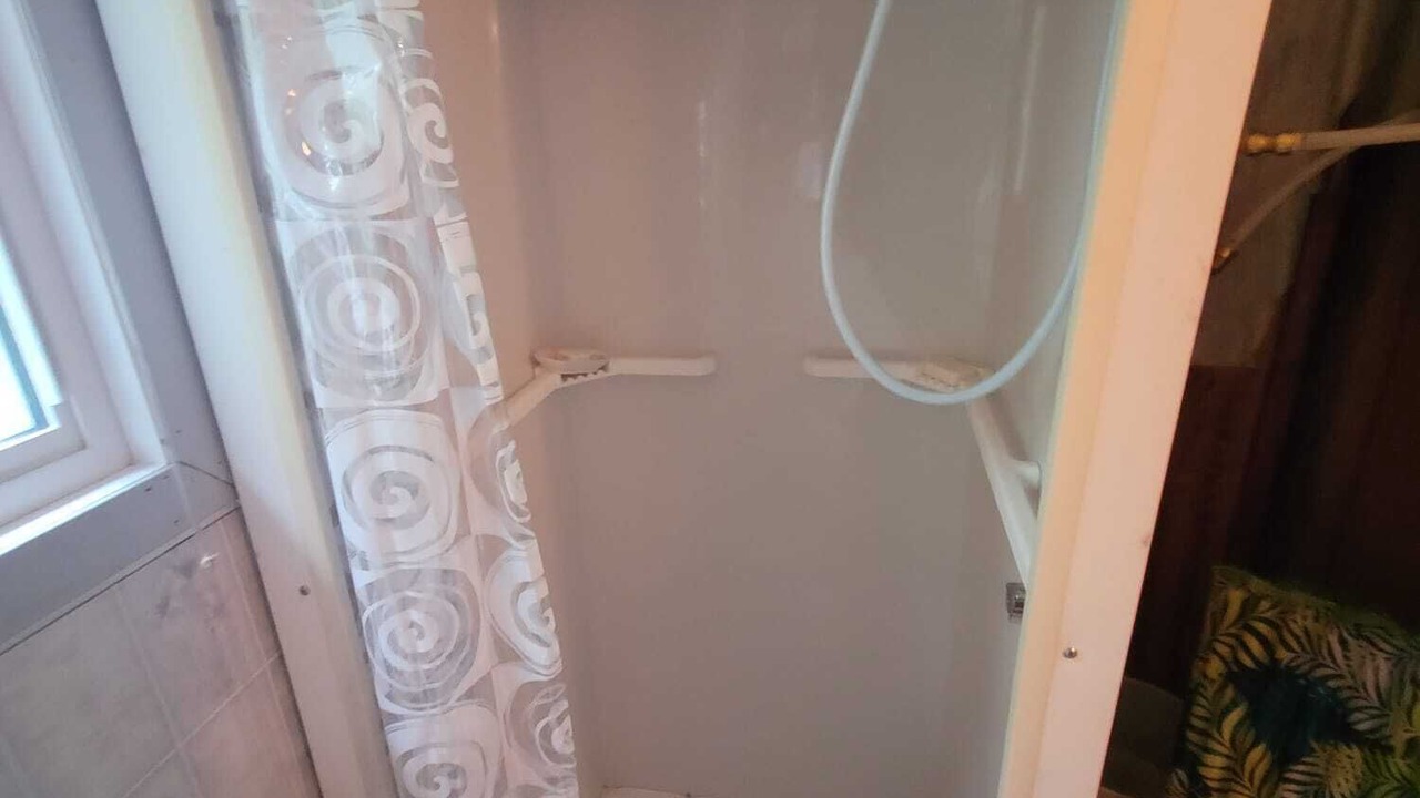Photo of Bathroom in Unorganized Centre Parry Sound