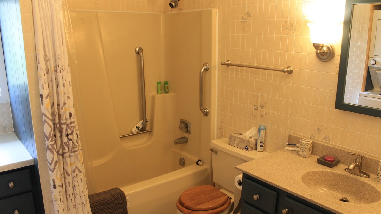 Photo of Bathroom in Fosston